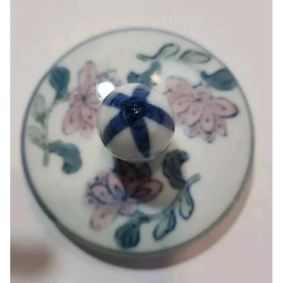 Vtg Chinese Ginger/Temple Jar Temple with Lid Pink Florals Green Leaves on White